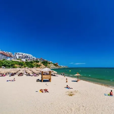 Panorama Bay 20 Fancy * スヴェティ・ヴラス