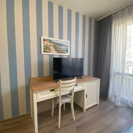 Panorama Bay 20 Fancy Апартамент