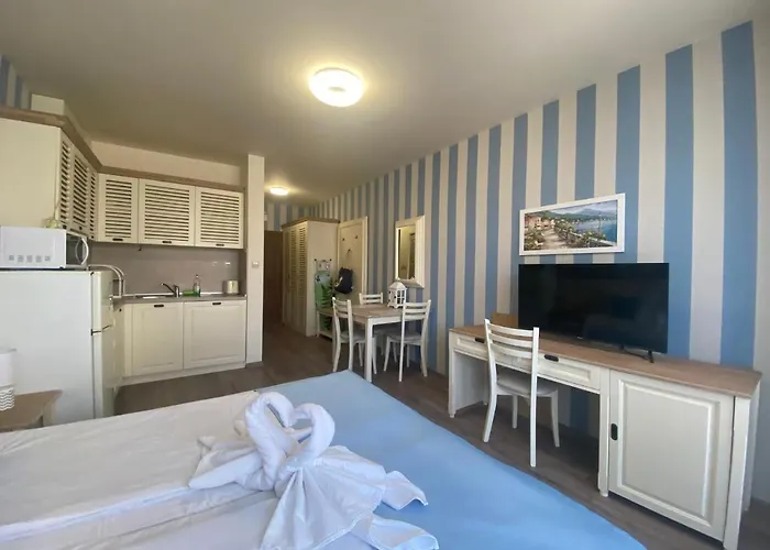 Panorama Bay 20 Fancy Апартаменти Светий Влас