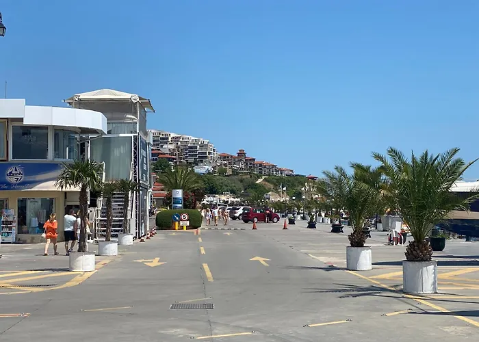 Panorama Bay 20 Fancy Апартаменти *